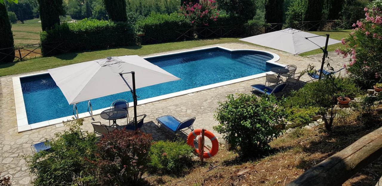 Case In Campagna Con Piscina A Тоді Екстер'єр фото